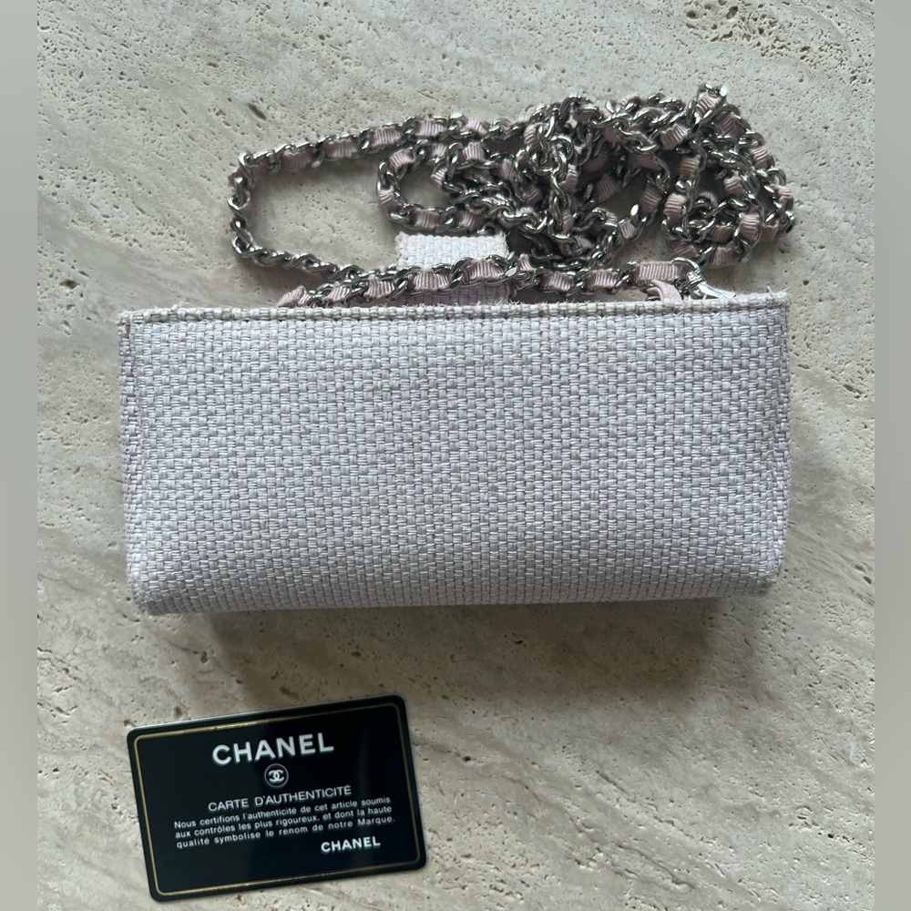 CHANEL 💯 Authentic Deauville mini bag  CUTE!! Unicorn 💕💕 rare - Picture 5 of 11
